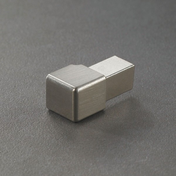 Prodecor Q  Eckstück Edelstahl gebürstet. imitiert 8 mm