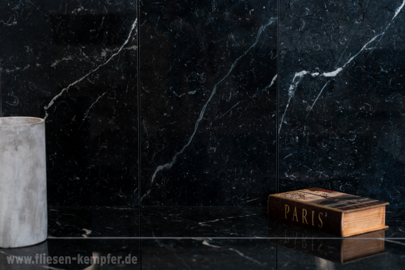 Fliese Naxos black poliert, slim 40 x 120 cm