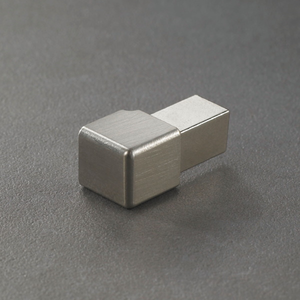 Prodecor Q  Eckstück Edelstahl gebürstet imitiert 12,5 mm