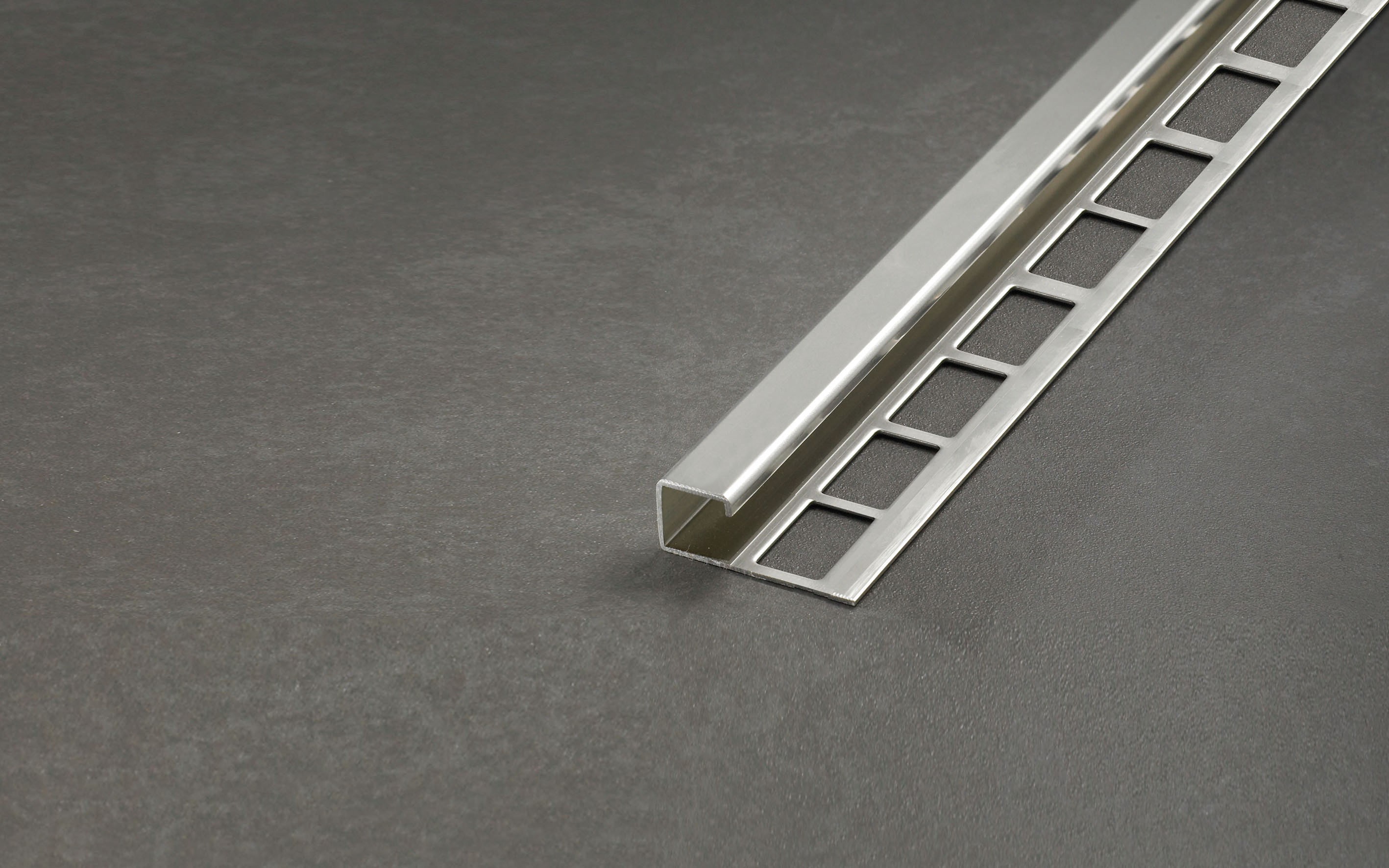 Profil Prodecor Q Winkel Edelstahl gebürstet 8 mm, 2,5 m