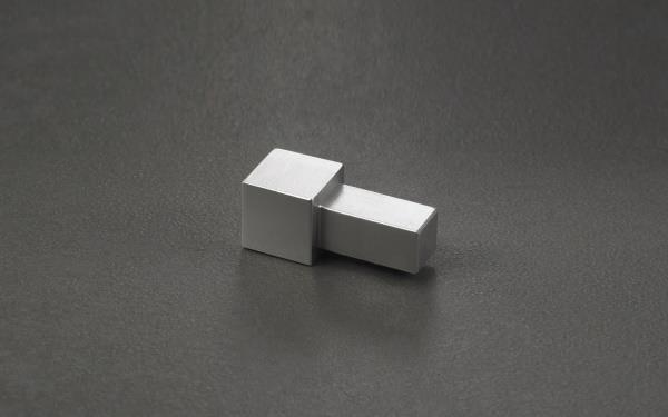 Prodecor Q Eckstück Alu eloxiert silber hochglanz 10 mm Prodecor Q Eckstück Alu eloxiert silber hochglanz 10 mm