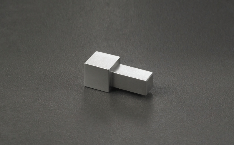 Prodecor Q Eckstück Alu eloxiert silber hochglanz 12,5 mm